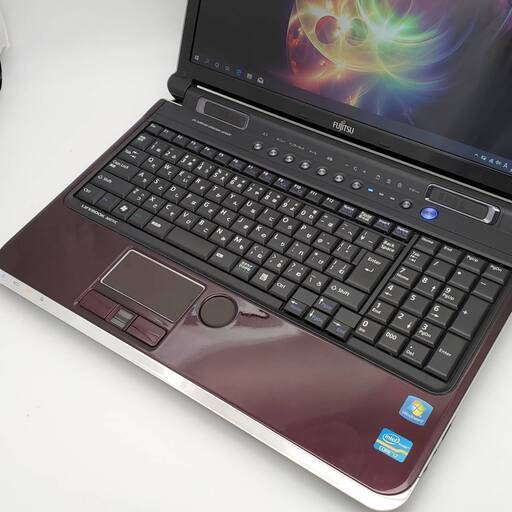 富士通 Corei7 メモリ8GB SSD512GB ノートパソコン ワイヤレスマウス付き