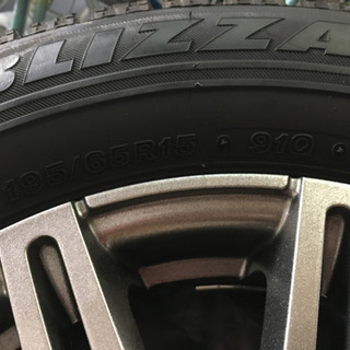 プリウス30. 20. ブリザックスタッドレスタイヤとアルミホイール