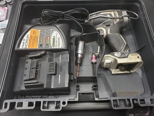 【中古】日立　WH14DDL　インパクトドライバー　本体+充電器