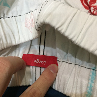 定価3万の品 ★値下げ【supreme】新品★本物★ズボン★L★洋服★ブランド★長ズボン★パンツ