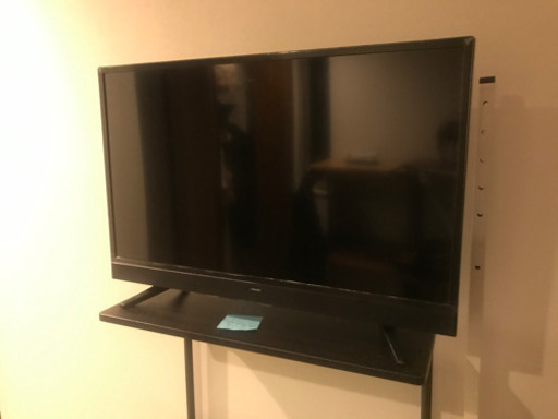 テレビ　32V型　2017年製美品BCASカードありリモコンあり