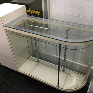 ショーケース  楕円ガラス 什器  レジカウンター