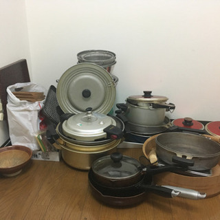 調理器具　鍋、フライパン、皿