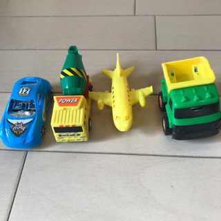 おもちゃ　車、飛行機