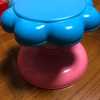 子供用椅子 おもちゃ付属品
