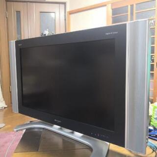 アクオス　32インチ液晶テレビ