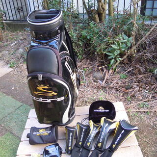 ☆美品☆コブラ　エナメルキャディバッグ　ツアーモデル☆