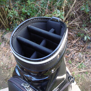 ☆美品☆コブラ　エナメルキャディバッグ　ツアーモデル☆