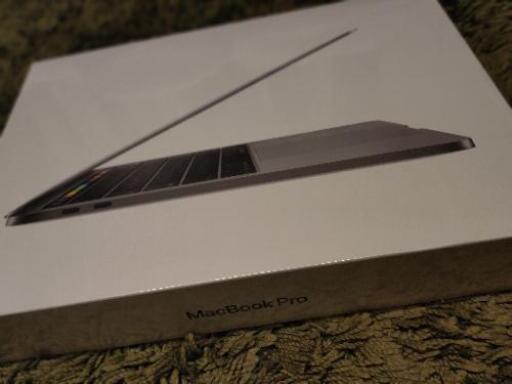 13インチ MacBook Pro/新品