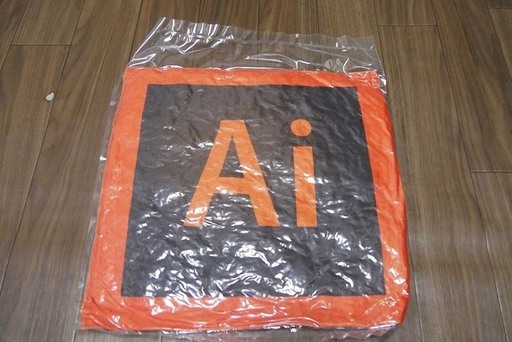 Adobe Max 2019ノベルティのAIクッションお譲りします。