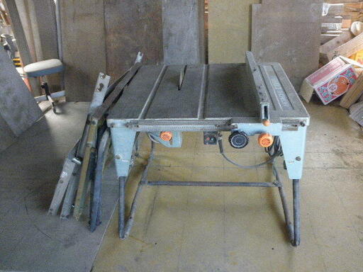 ＨＩＴＡＣＨＩ（日立）ベンチ丸ノコ・Ｃ１０ＦＤ３値下げしました。 HITACHI（日立）ベンチ丸ノコ・C10FD3値下げしました。