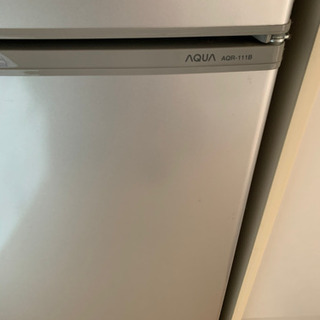 冷蔵庫　2013年製　アクア　シルバー　単身用　109ℓ 検討中