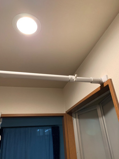 ニトリ突っ張り棒部屋干し長さ調整可能白 Shiho 池田の洗濯用品 物干し竿 ロープ の中古あげます 譲ります ジモティーで不用品の処分