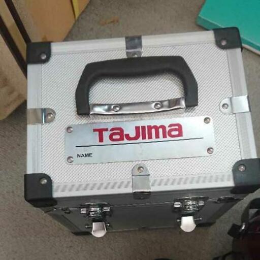 TAJIMA GOLD MAG 25 measuring tape 5.5m with magnets SFG3GLM25-55BL