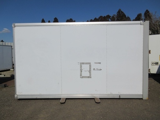 ♪千BA51♪物置♪コンテナ♪美品♪鍵穴♪バイクの車庫としていかがです