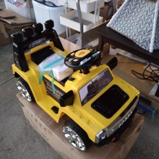 電動乗用カー　黄色
