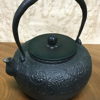 中古　鉄瓶 　幅16　　奥行17　　高さ20.3　 （ｃｍ）　お...