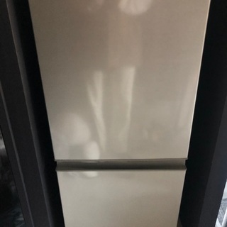 2019年製　冷蔵庫