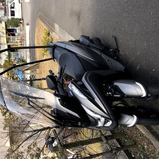 ヤマハ 2019年式 トリシティ125ABS 極上中古車　走行距離2000㎞以下 　リヤキャリア、ルーフ付き！！
