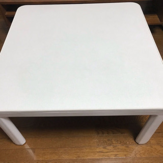 白いテーブル！