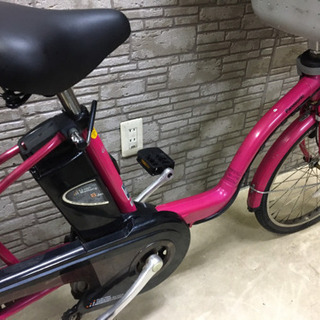 床はフラット】保冷コンテナ 長さ約610cm×幅230cm×高さ250cmくらい