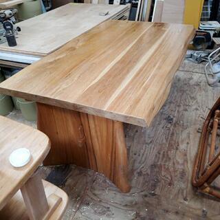 【終了】木製テーブル