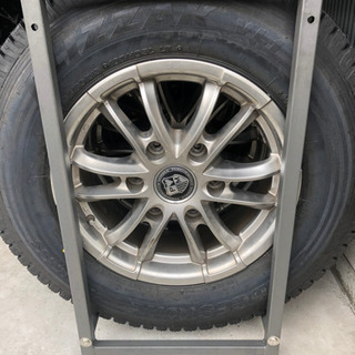 ハイエース　スタッドレスタイヤ新品　値下げ　最終販売