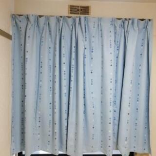 遮光カーテン、水玉ブルー　100×178×2枚
