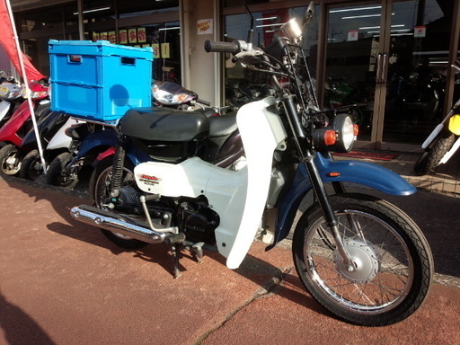 NO.3105　バーディー５０ＦＩ　４サイクルＦＩ車　３速　ブルー＆ホワイト　☆彡