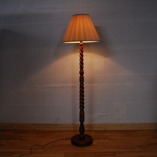 ココナッツリーフ型照明 LED電球2個付き 【新宿区直接受渡希望