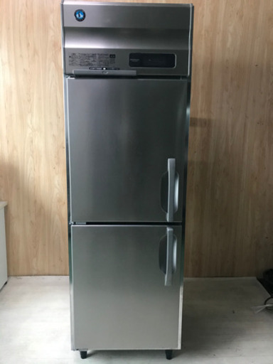 ホシザキ　縦型冷蔵庫　HRー63AT3