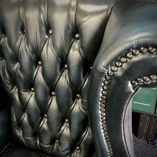 チェスターフィールド ウィングバックソファ　ブルーPUレザー　ブランド品