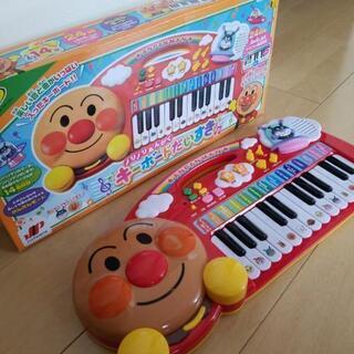 アンパンマン　おもちゃ　ピアノ