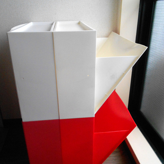 ■IKEA　収納BOX　紅白（縁起の良い）４つで格安