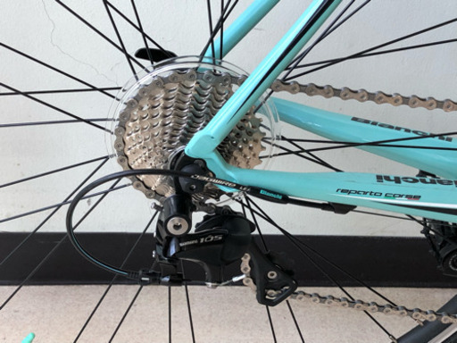 2017 Bianchi INTREPIDA 105 驚異の17万円台、フルカーボン105スペック 