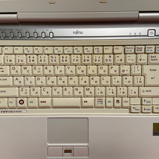 中古 FUJITSU ノートパソコンFMV-BIBLO NF50W