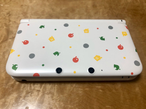 ニンテンドー3DS LL とびだせ どうぶつの森パック(本体+ケース+充電器+