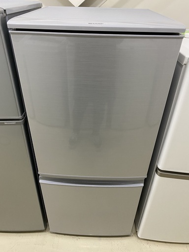 【感謝価格】 シャープ SHARP 冷蔵庫 SJ-D14A-S 中古品 137L 2D 2015年製 冷蔵庫
