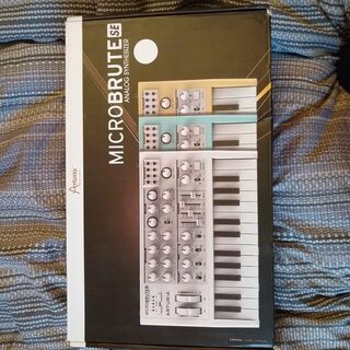 Arturia Microbrute アナログシンセサイザー