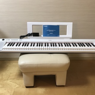 新品に近い！YAMAHA piaggero NP-32WH 電子キーボード タッチ