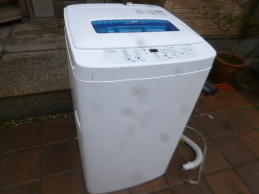 早く取りに来れる方優先 ハイアール 2015年製 JW-K42LE 全自動洗濯機 単身向き洗濯機 状態は比較的きれいな状態です