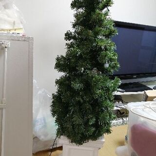 クリスマスツリー　電飾付き