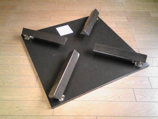 ニトリ60センチ角折りたたみテーブル (Taisei) 原のテーブル《座卓、ローテーブル》の中古あげます・譲ります｜ジモティーで不用品の処分