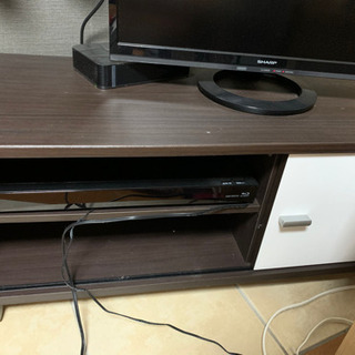 シンプルなニトリのテレビボード