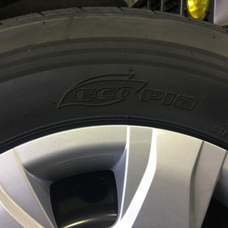 ハイエース 新車外し純正タイヤホイール4本