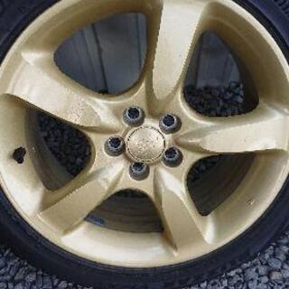 スバル純正ゴールド　スタッドレスタイヤ