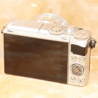 ★すぐ使えるSD付き＆極上美品級★ニコン J5 パワーズームキット