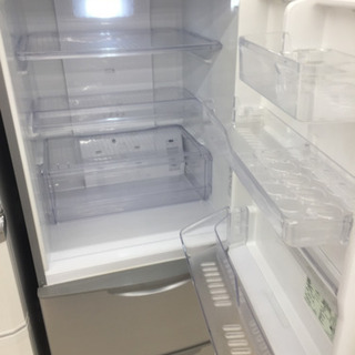 2/17東区和白   定価69,800     AQUA  264L冷蔵庫   2013年製   AQR-261B   コンパクトサイズ