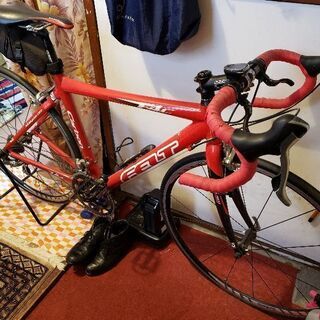 未使用・未走行・新車!! FELT ZW95 ロードバイク残り1台！！