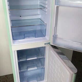 配達設置🚚 レトロデザイン　冷蔵庫　高年式　2ドア　ライトグリーン ペイペイ・クレジット払い対応！                                                      